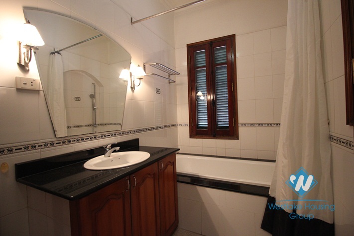 House for rent in Tay Ho district, Ha Noi, Near westlake